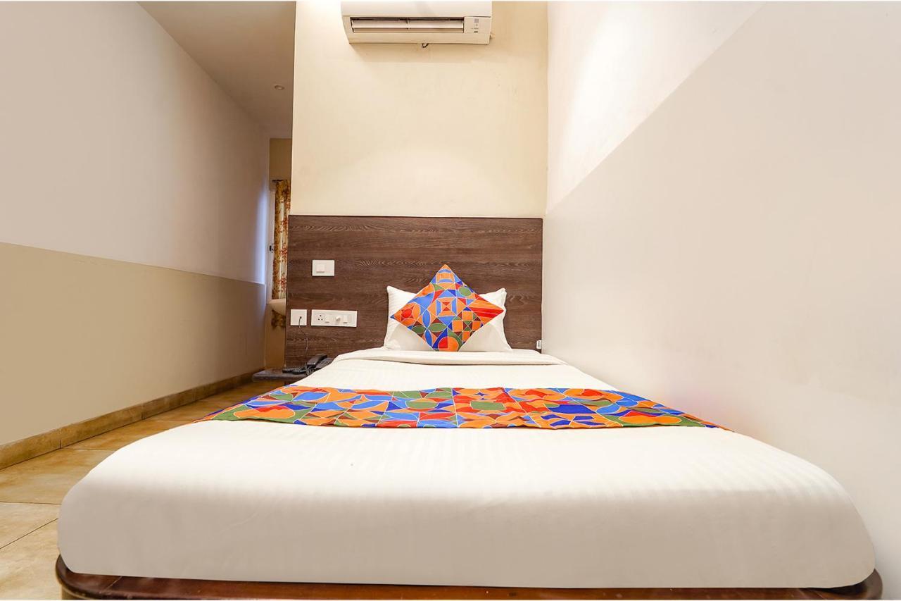 Fabhotel Karpagam - 900M From Nehru Stadium Coimbatore Esterno foto